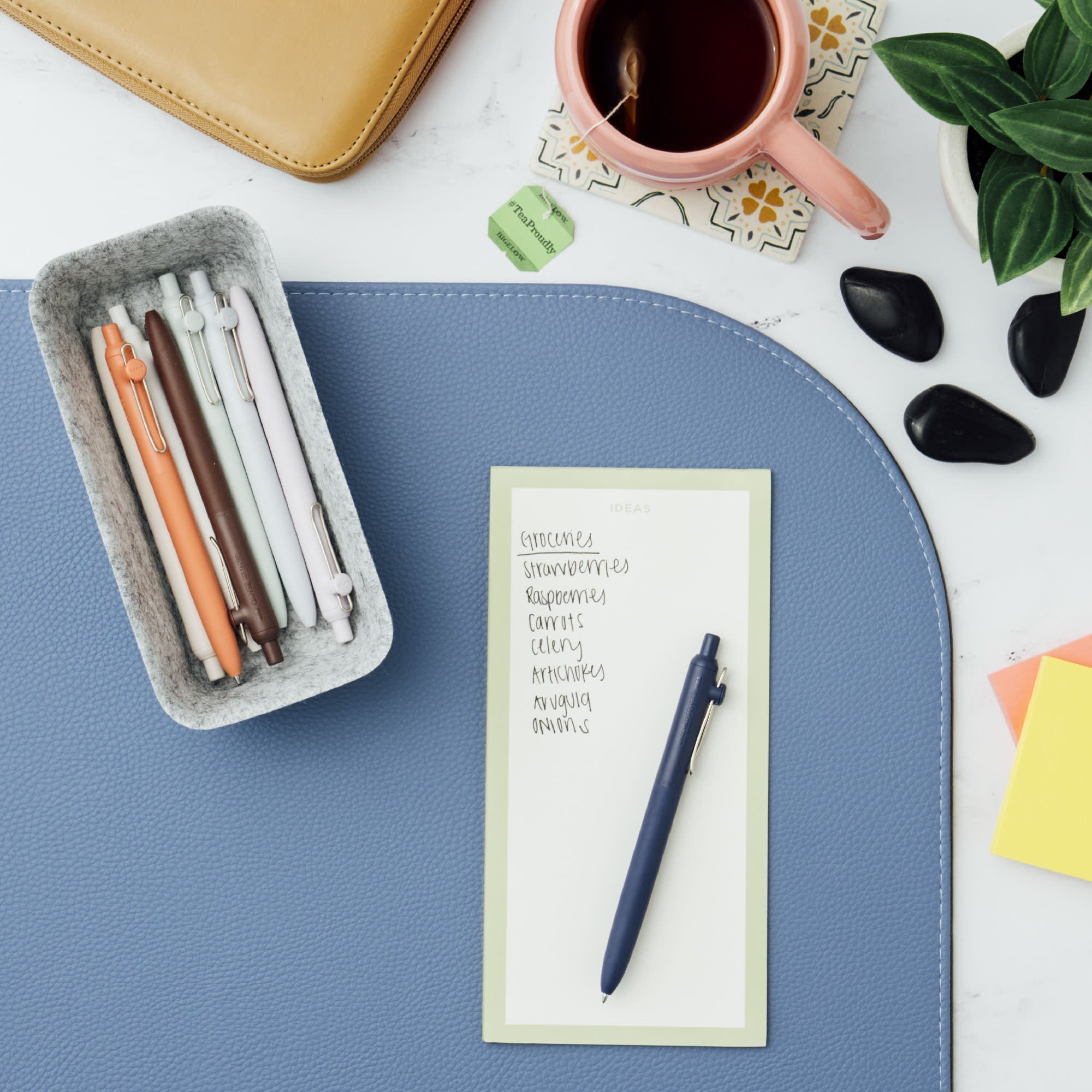 uniball™ Zento, 0.7 mm, Liquid Gel Ink Retractable Pens
